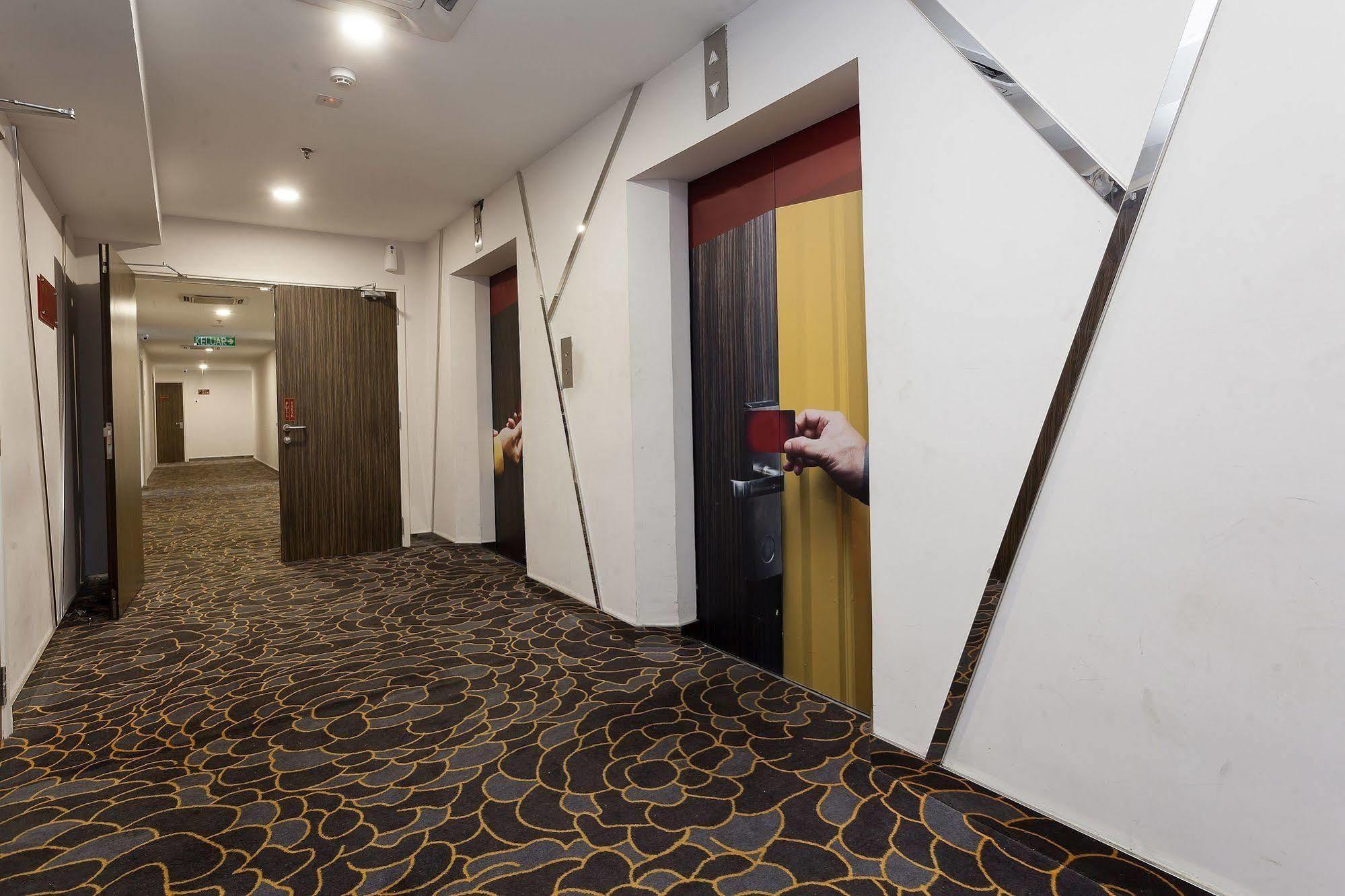 Zen Rooms Near Sogo クアラルンプール エクステリア 写真